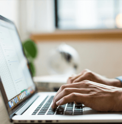 Iroxivor illustrazione del team di supporto